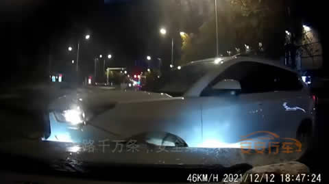 china_crash20211213