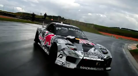 Redbullスポンサードのmazda Rx 7ベースなドリフトマシン Madbull Turbo Bee 自動車 バイク動画のターボビー