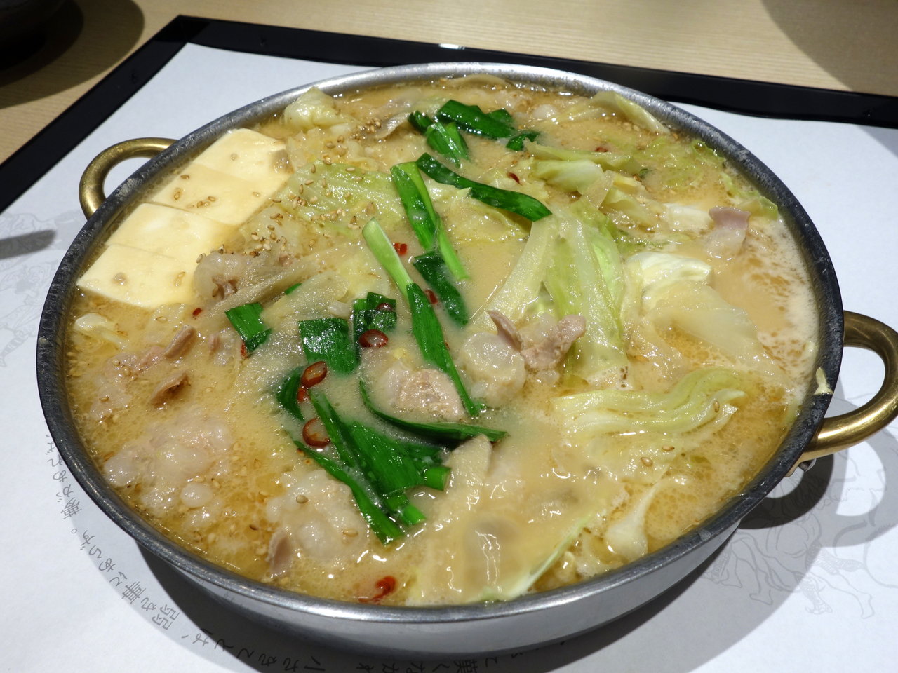 博多もつ鍋 蟻月 ありづき 池袋東武店 絶品 白のもつ鍋 1350円 ほか B級グルメとラーメン二郎の食べある記