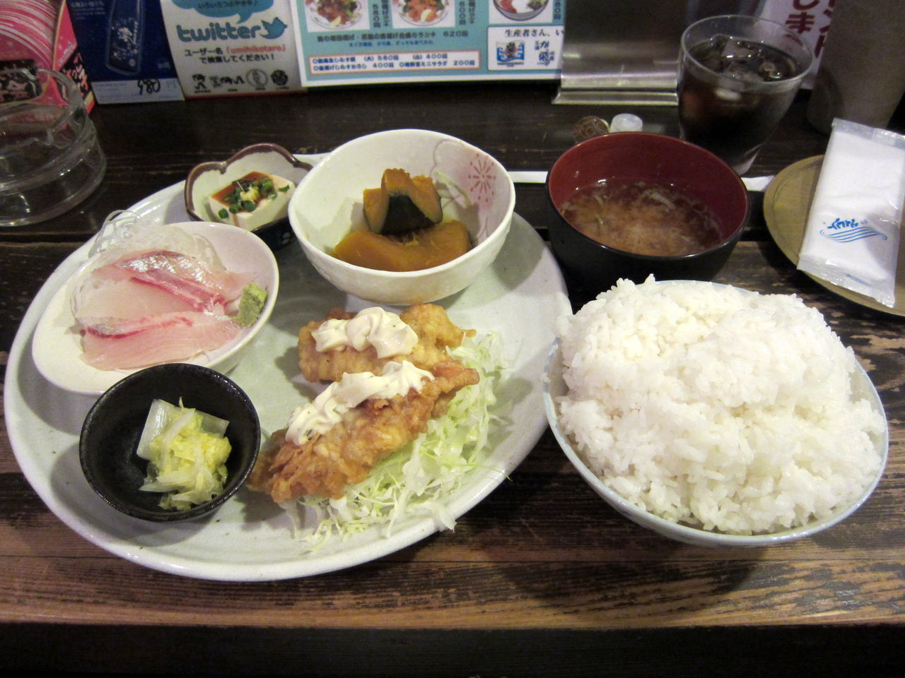 海彦 金沢文庫店 日替わり三点盛りランチ750円 大盛50円 B級グルメとラーメン二郎の食べある記 海彦 金沢文庫店 日替わり三点盛りランチ750円 大盛50円 B級グルメとラーメン二郎の食べある記