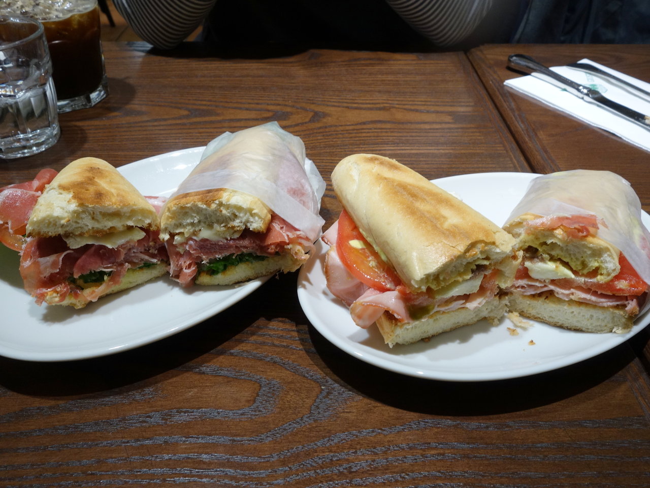 横浜でイタリアン パニーノジュスト そごう横浜店 アンティコカフェアルアビス 横浜ランドマークプラザ店 B級グルメとラーメン二郎の食べある記