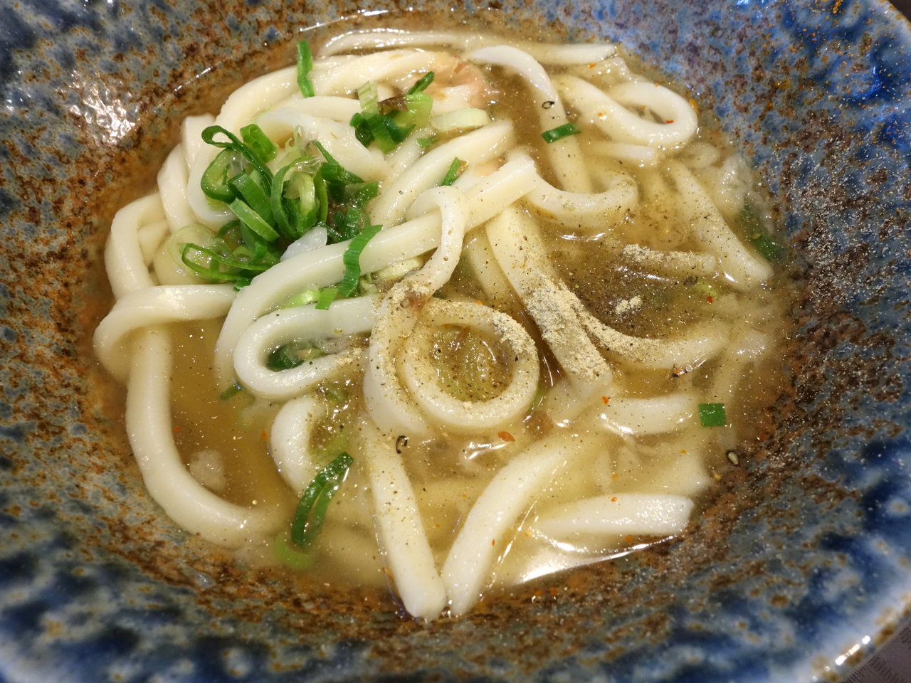 立ってうどん038 ジャンボとり天うどん 590円(大盛無料) 蒲田駅