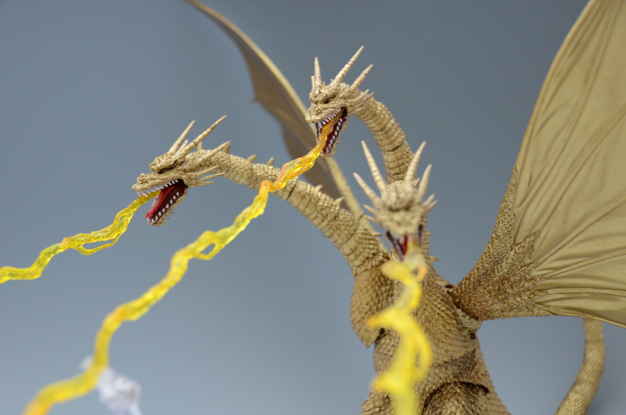 S H Monsterarts キングギドラ レビュー 貧乏人の玩具生活