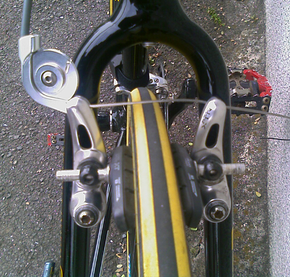 自転車 vブレーキ リア用とフロント用