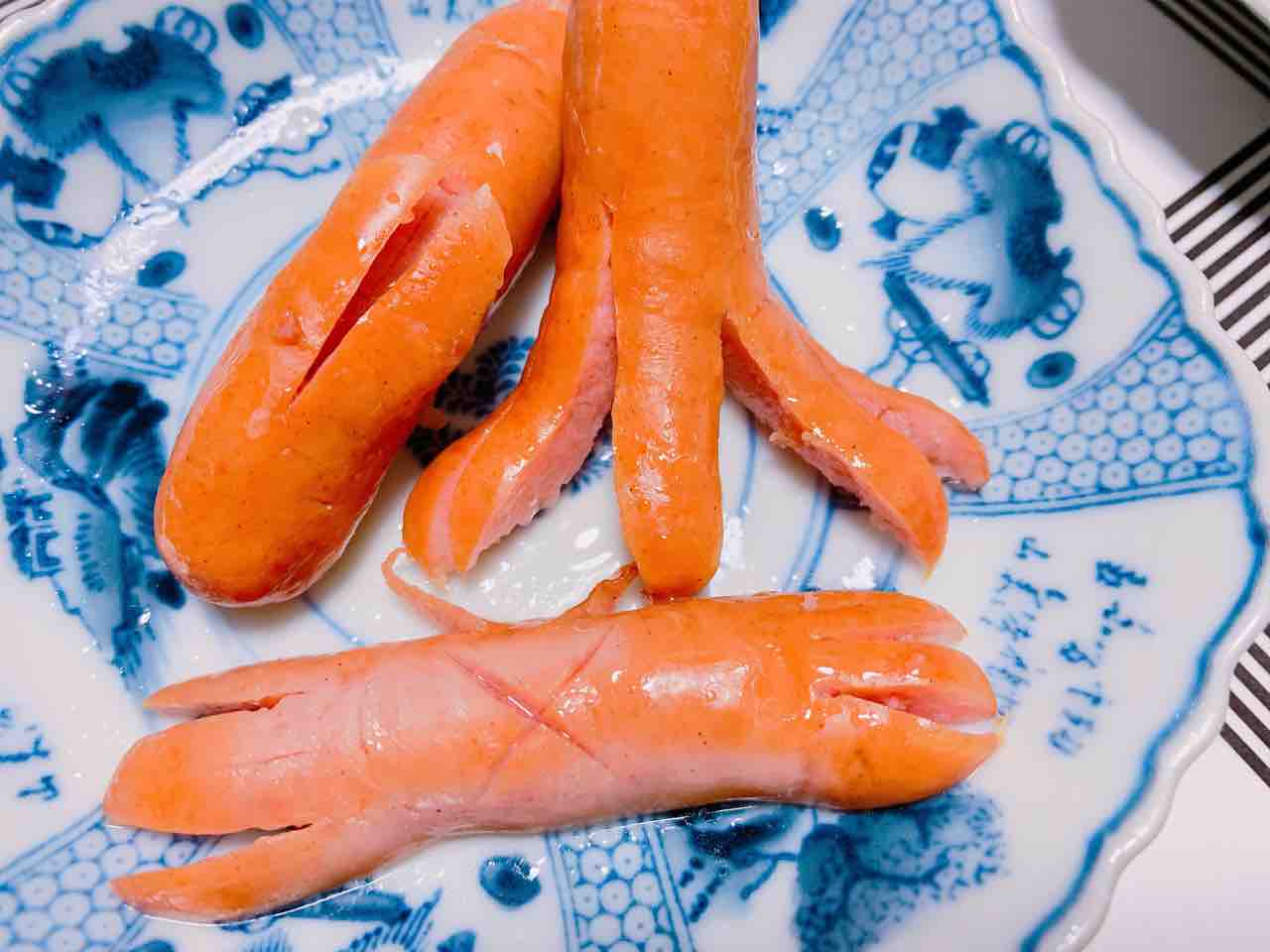 シャウエッセン 飾り切りウィンナーをレンチン かめこのカントリーキッチン シャウエッセン 飾り切りウィンナーをレンチン かめこのカントリーキッチン
