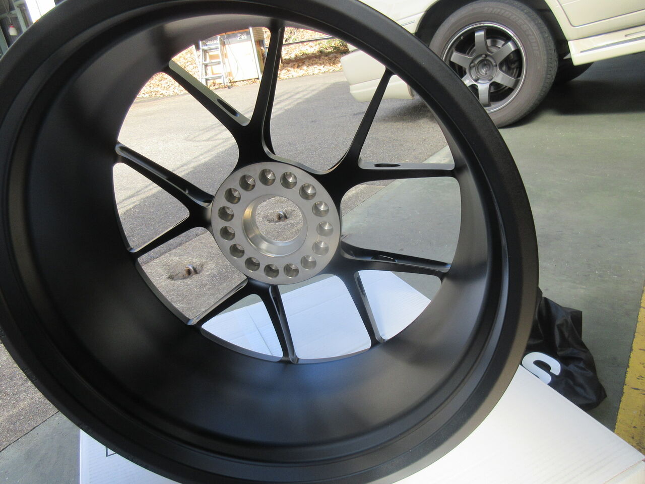 ポルシェ991GT3用 BBS製アルミ鍛造ホイール納品 : 鶴田の部屋ブログ