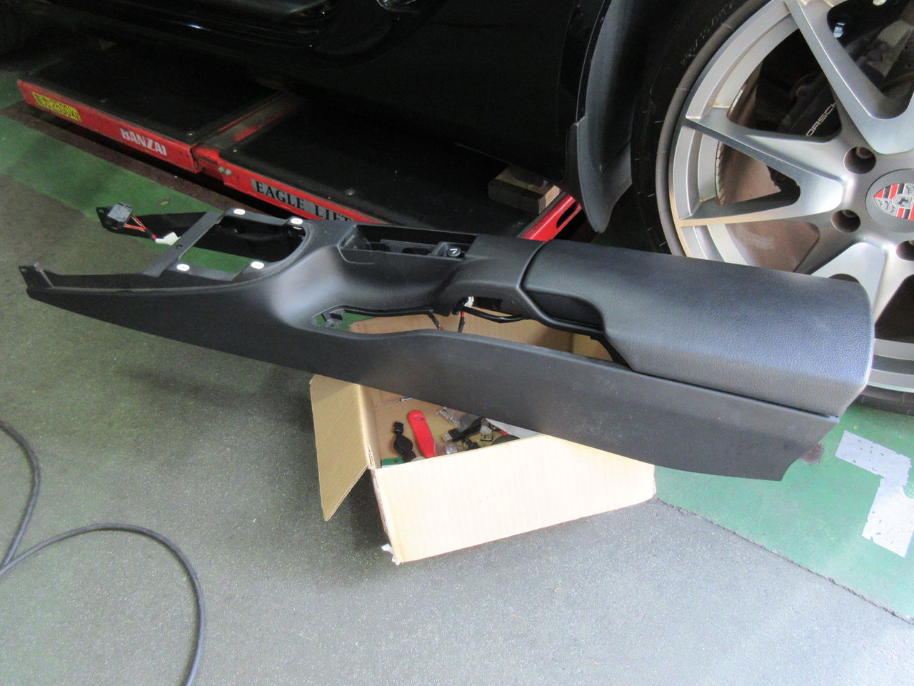 ポルシェ純正品ショートシフト 987 997