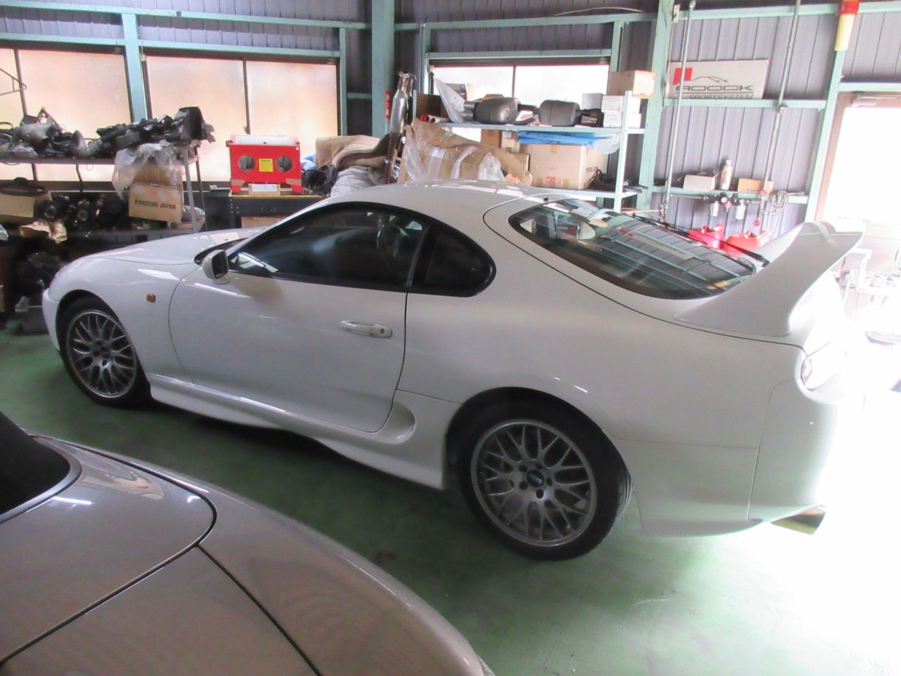 トヨタ ８０スープラ サスペンションのohで入庫 鶴田の部屋ブログ