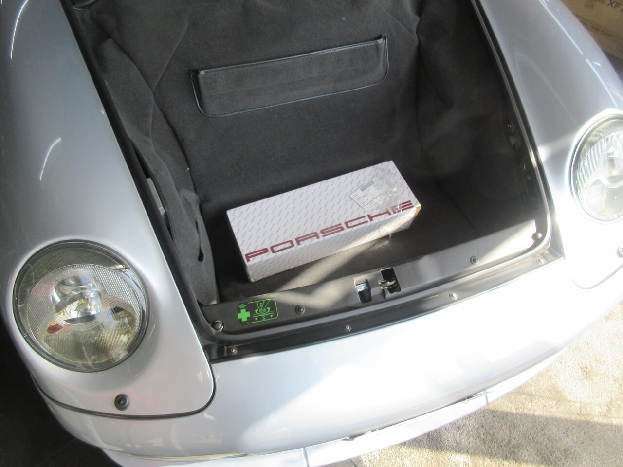 ポルシェ 911(Type993) 復刻版カタログ空冷最終モデル、1997年 