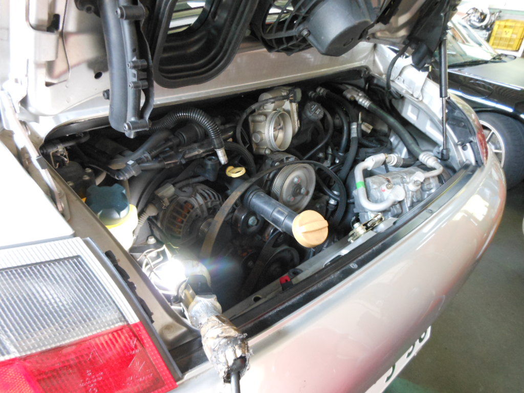 ポルシェ９９６カレラ １９９９年モデルのエンジントラブル 鶴田の部屋ブログ