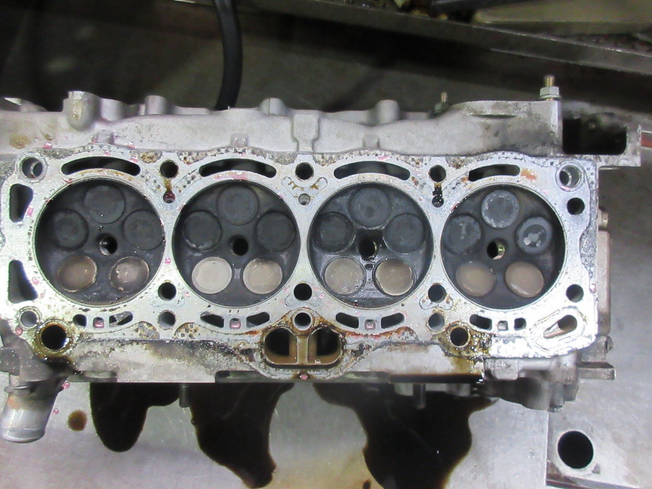 トヨタ AE111カローラレビン エンジンOHの巻き : 鶴田の部屋ブログ 