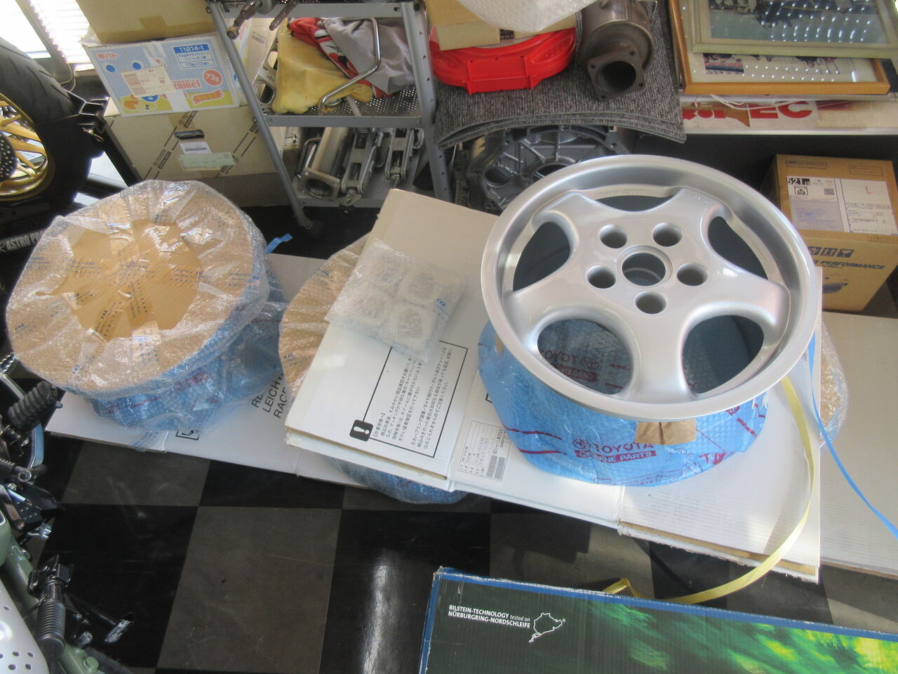 ポルシェ964 RS用マグホイール 1台分 販売します・ : 鶴田の部屋ブログ