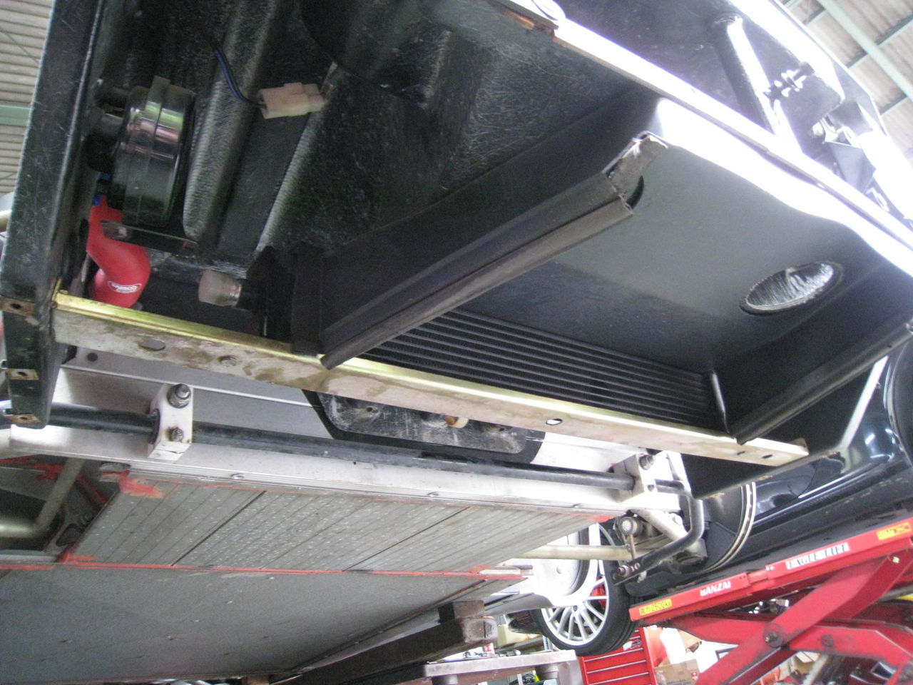 ロータス エキシージ オイルクーラ系修理 2 : 鶴田の部屋ブログ