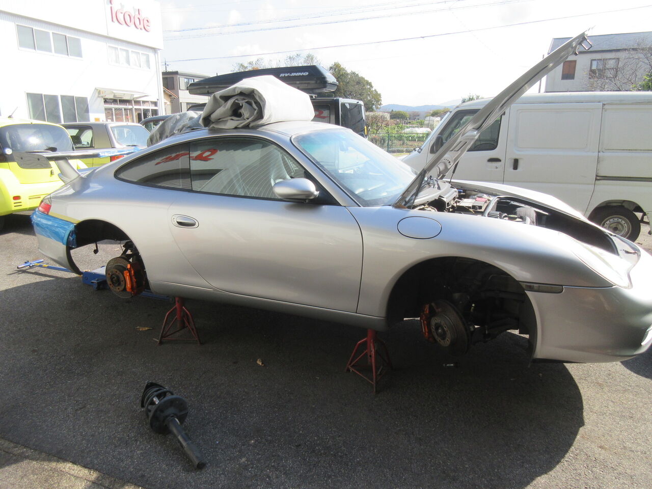 ポルシェ996カレラ 後期モデル サスペンション改造 : 鶴田の