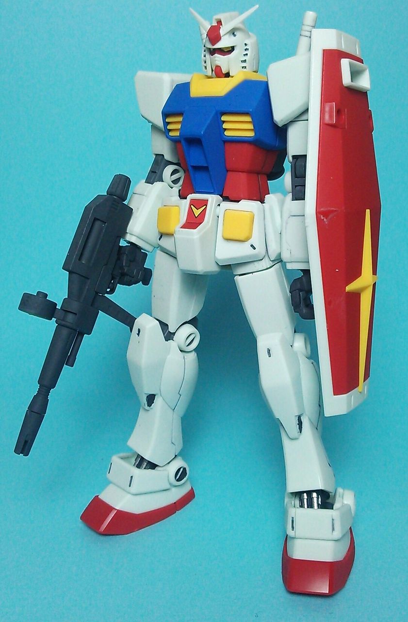 RX-78 [頭部、及び左腕] プロポーション、二兎を追っては一兎半 – 1/144でHGオリジン版