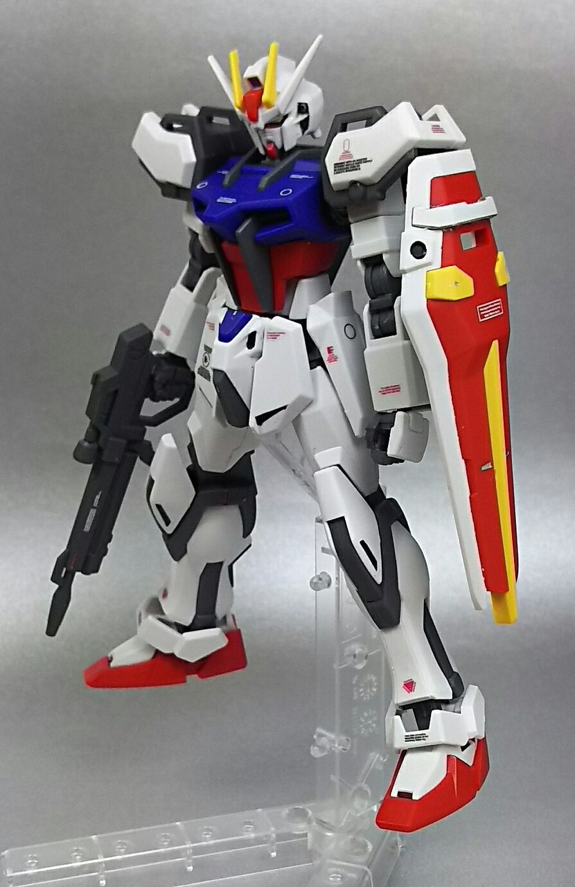 Hgceエールストライクガンダム部分塗装編 お願い コーションデカール 蔦屋 つたや のプラモブログ