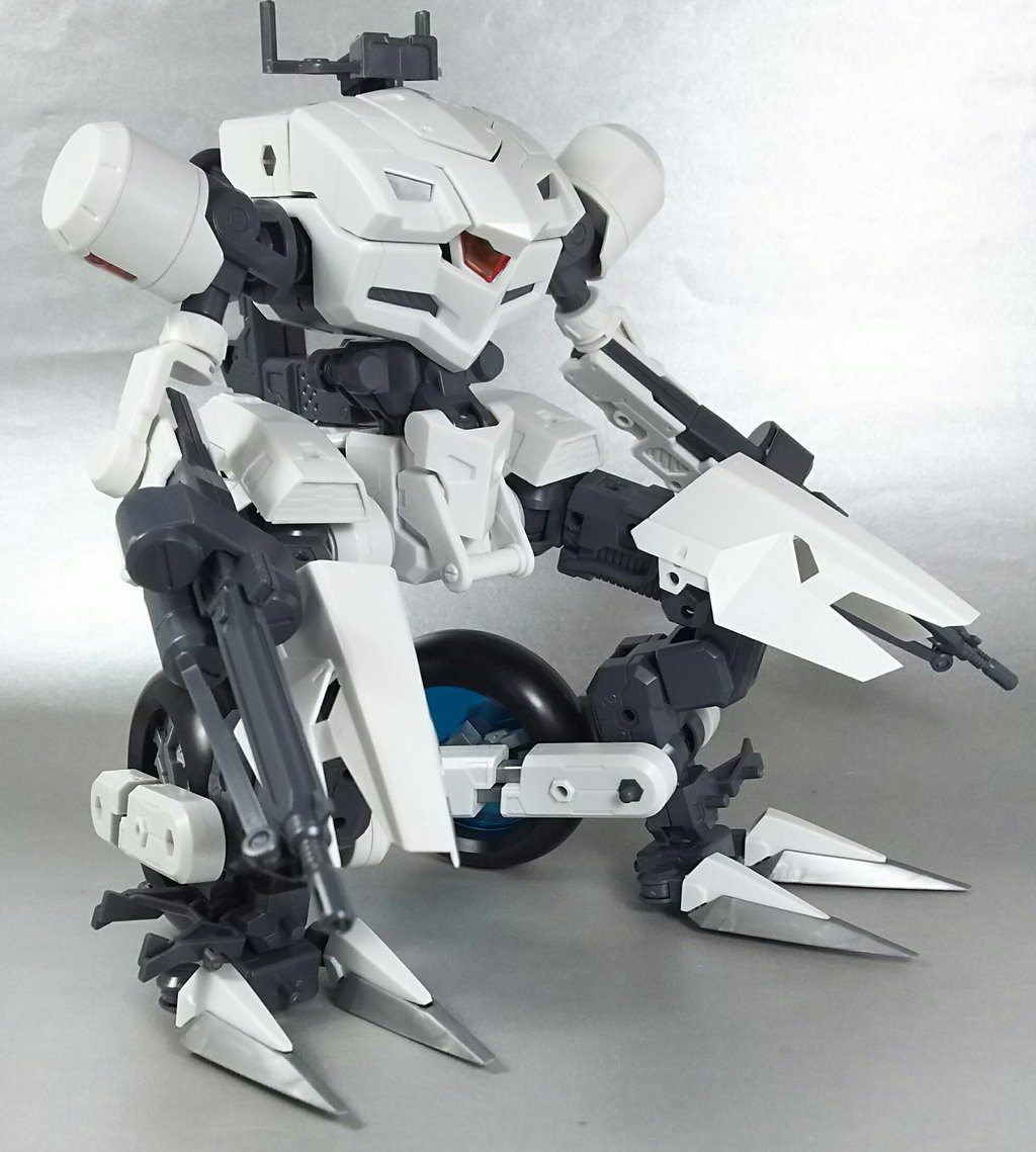 ギガンティックアームズ コンバートキャリアー 実はこっちの方が遊べるぞ 蔦屋 つたや のプラモブログ