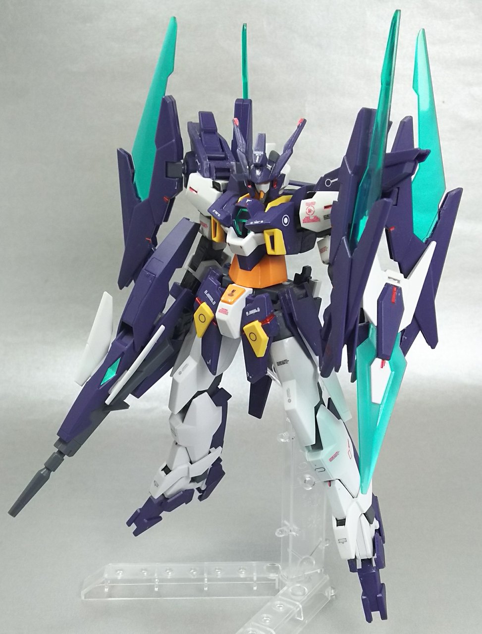 Hgbdガンダムage マグナム 部分塗装編 情報量を増やしています 蔦屋 つたや のプラモブログ Hgbdガンダムage マグナム 部分塗装編 情報量を増やしています 蔦屋 つたや のプラモブログ