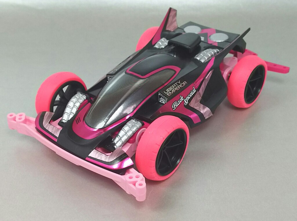 タミヤ製品◼️ミニ四駆◼️スーパーエンペラー◼️塗装済み改造完成品 タミヤ 1/32 ミニ四駆PROシリーズ ダッシュ01号・超皇帝