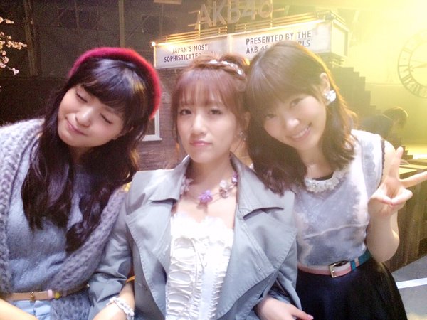 高橋みなみがakb 唇にbe My Baby カップリングの卒業曲 背中言葉 のmvオフショットを掲載 珠理奈あり じゅりまとめ Ske48松井珠理奈関連まとめサイト