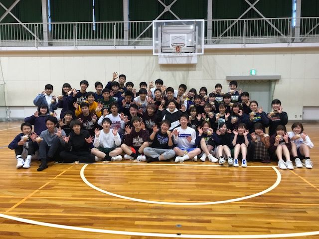 津西高校バスケット部について Tsuwest Basketball Team 津西高校バスケット部について Tsuwest Basketball Team