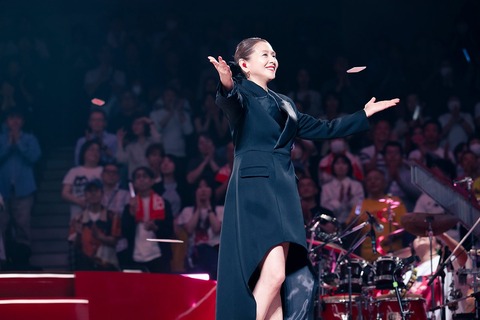 小泉今日子、還暦初武道館公演を大成功