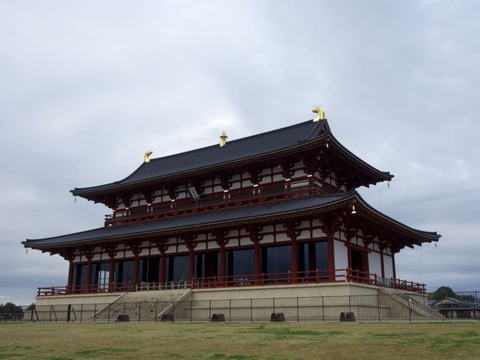 PB050025