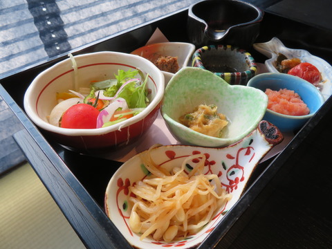 お目覚め彩り箱
