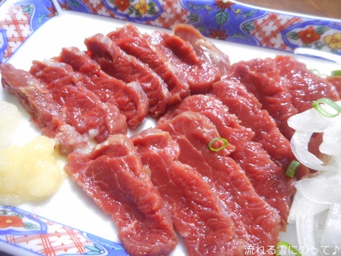 馬刺し盛り