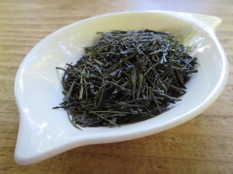 月の雫(茶葉)