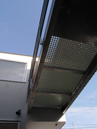 R0019556