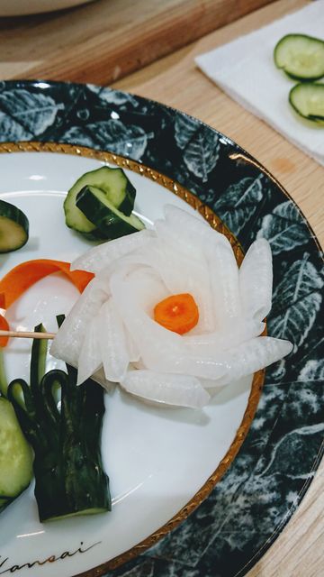 職人さんにお刺身の時の 飾り切り と 花 の作り方と刺身のひき方を教わってきましたよ ルアーフィッシングジャーナル 職人さんにお刺身の時の 飾り切り と 花 の作り方と刺身のひき方を教わってきましたよ ルアーフィッシングジャーナル