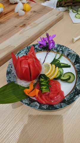 職人さんにお刺身の時の 飾り切り と 花 の作り方と刺身のひき方を教わってきましたよ ルアーフィッシングジャーナル