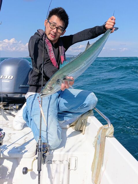 20ツインパワー4000XGにC5000のスプールを付けて、ラウンドハンドル