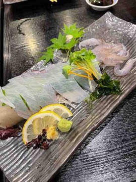 A9D5EC62-EEC0-4B1D-BF4C-9BBBBEAC3892