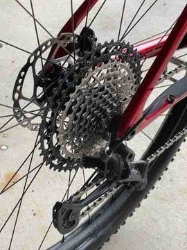 83BEBBFA-413F-4BB2-B731-C925465719EC