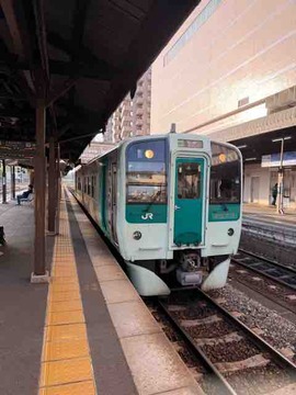 BF4FF518-172C-46DE-B63D-40FFEFD04B1C