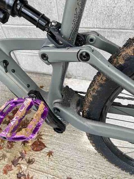 3AA2202E-F905-4367-AB4E-F7A902C0894D