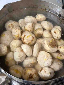 7387A61E-443E-4AA0-AF77-E355E79A3D2D