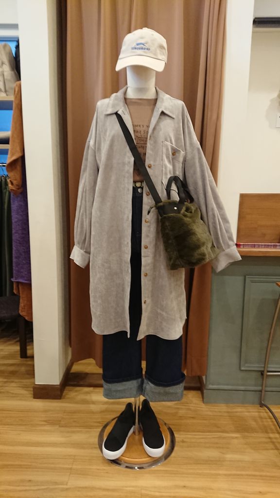 今日のコーデ 10 15 Tymn Palette Plus