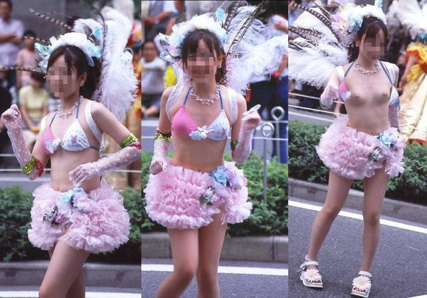 【動画】文化祭のダンス部女子が乳首ポロリに気づいた時の反応、エロすぎるｗｗｗｗｗｗ