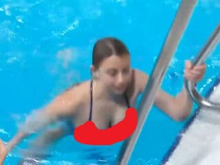 【動画】17歳爆乳JK、よりによって飛込競技を選んでしまいこうなる