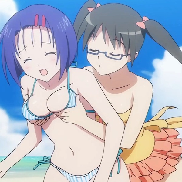 【画像】なぜ女の子が女の子の乳房を揉む必要があるんだい？