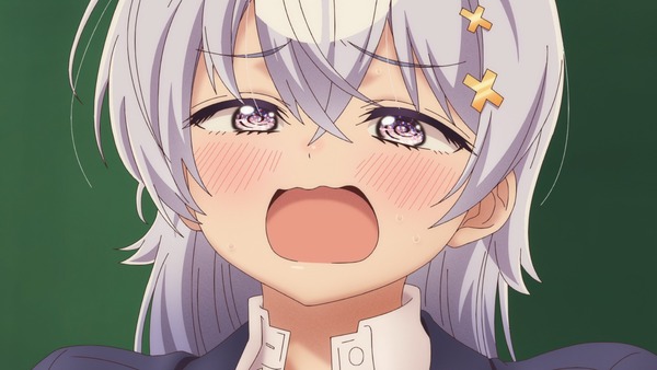 【画像】今期アニメで1番エッチなキャラは？