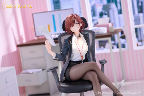 「雀魂」コラボのシャニマス『樋口円香』のOLフィギュアがエロすぎる