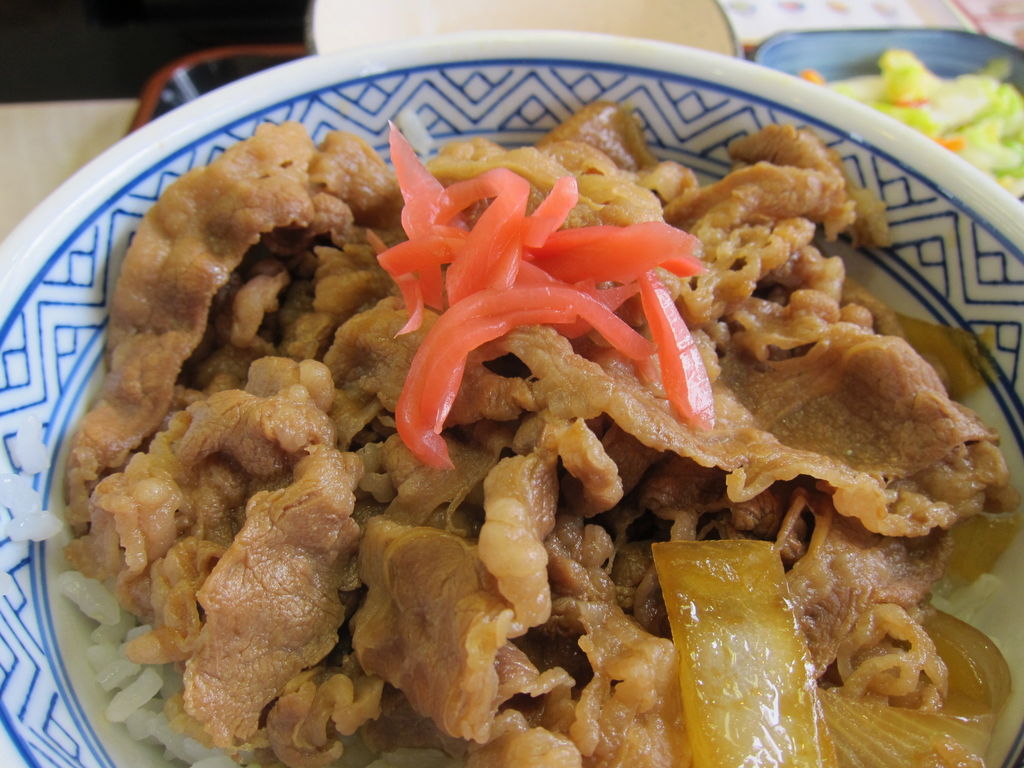 吉野家 名張 牛丼 ちょっと食い意地 張ってます