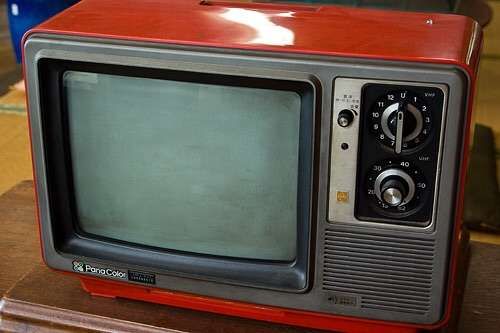 赤いテレビ 究極 怖い話 d情報 赤いテレビ 究極 怖い話 d情報