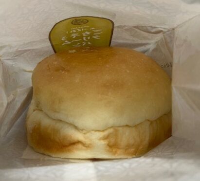 クリームパン04
