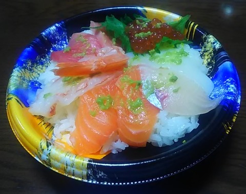海鮮丼-03