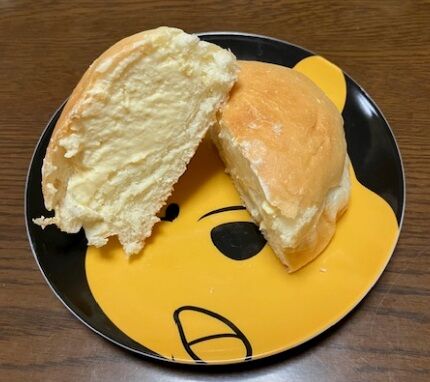 クリームパン06